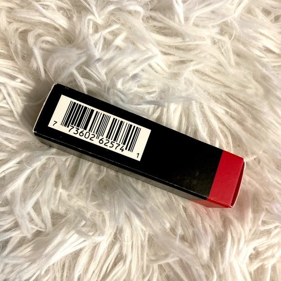 MAC - Lipstick - Picture 9 of 9